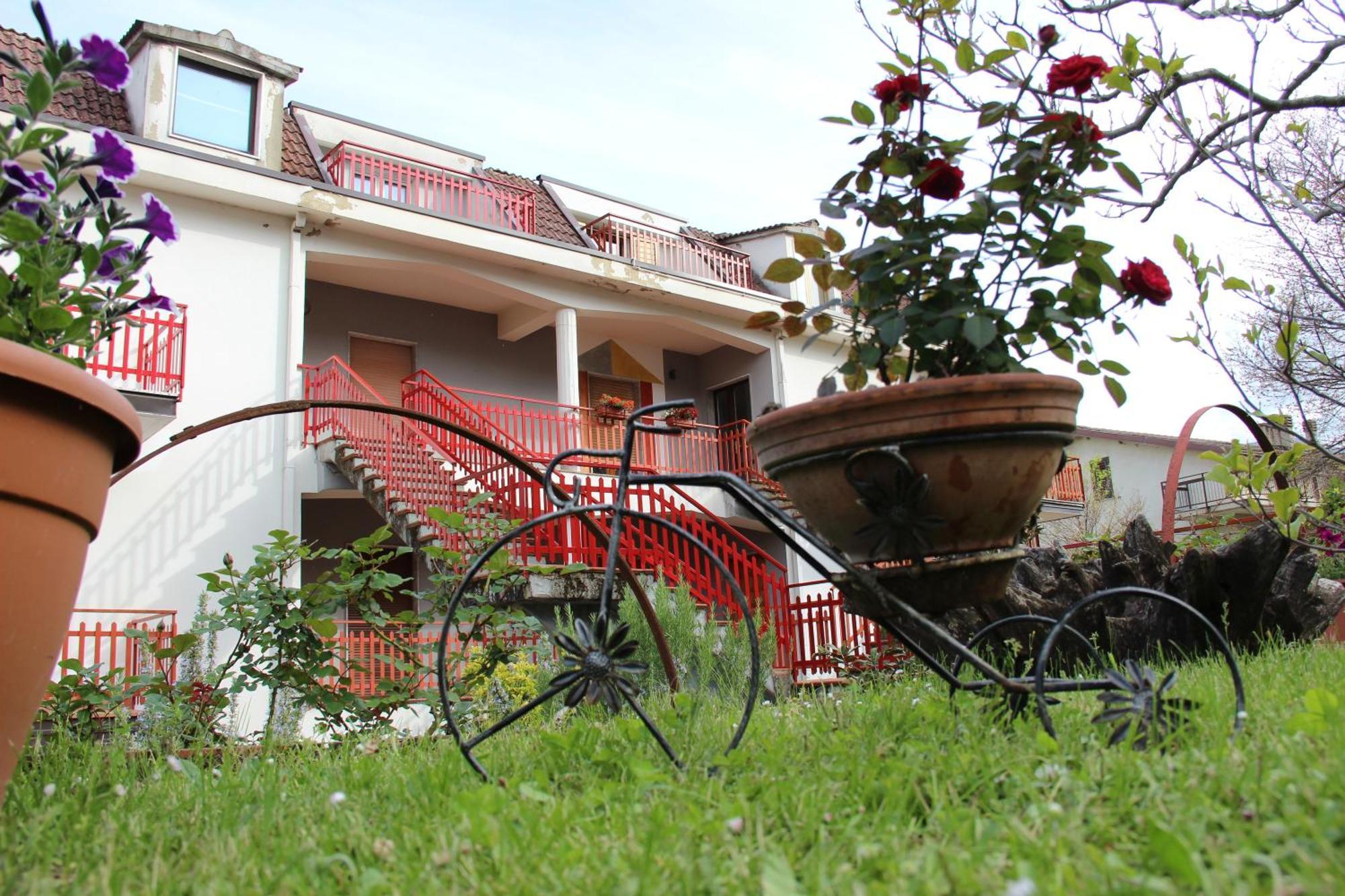 Lucanto Accommodations Calvello エクステリア 写真