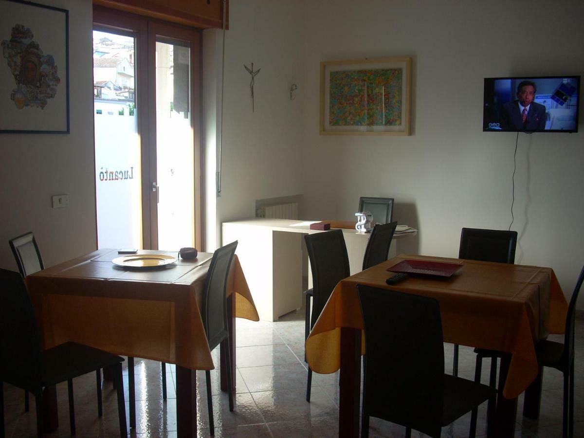 Lucanto Accommodations Calvello エクステリア 写真